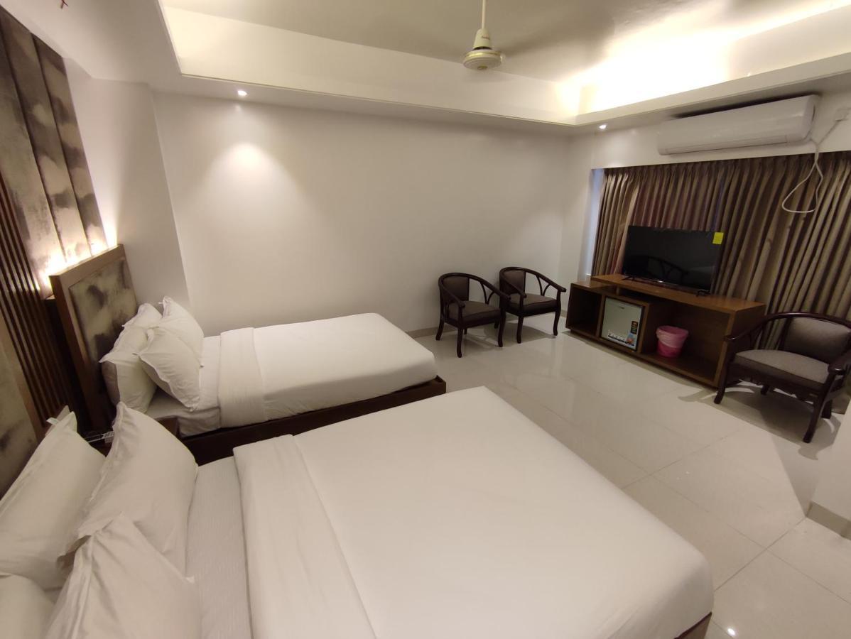 Hotel Holy Gate Sylhet Buitenkant foto