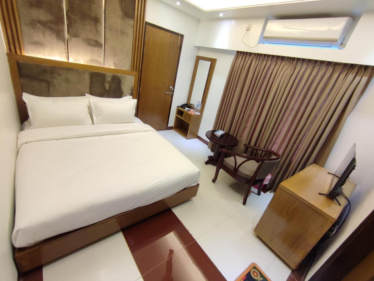 Hotel Holy Gate Sylhet Buitenkant foto