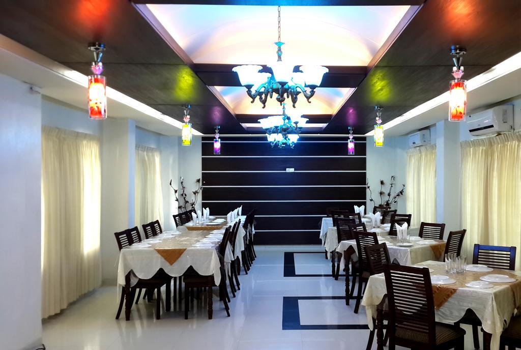 Hotel Holy Gate Sylhet Buitenkant foto