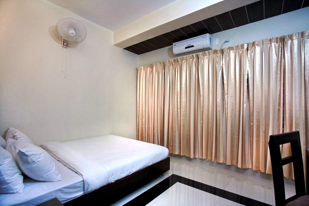 Hotel Holy Gate Sylhet Buitenkant foto