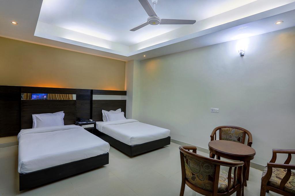 Hotel Holy Gate Sylhet Buitenkant foto